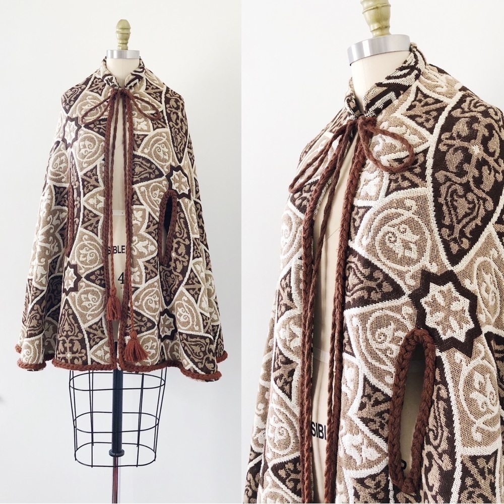 vintage • 1970s tapestry cape brown cream tan rust medallion woven boho western